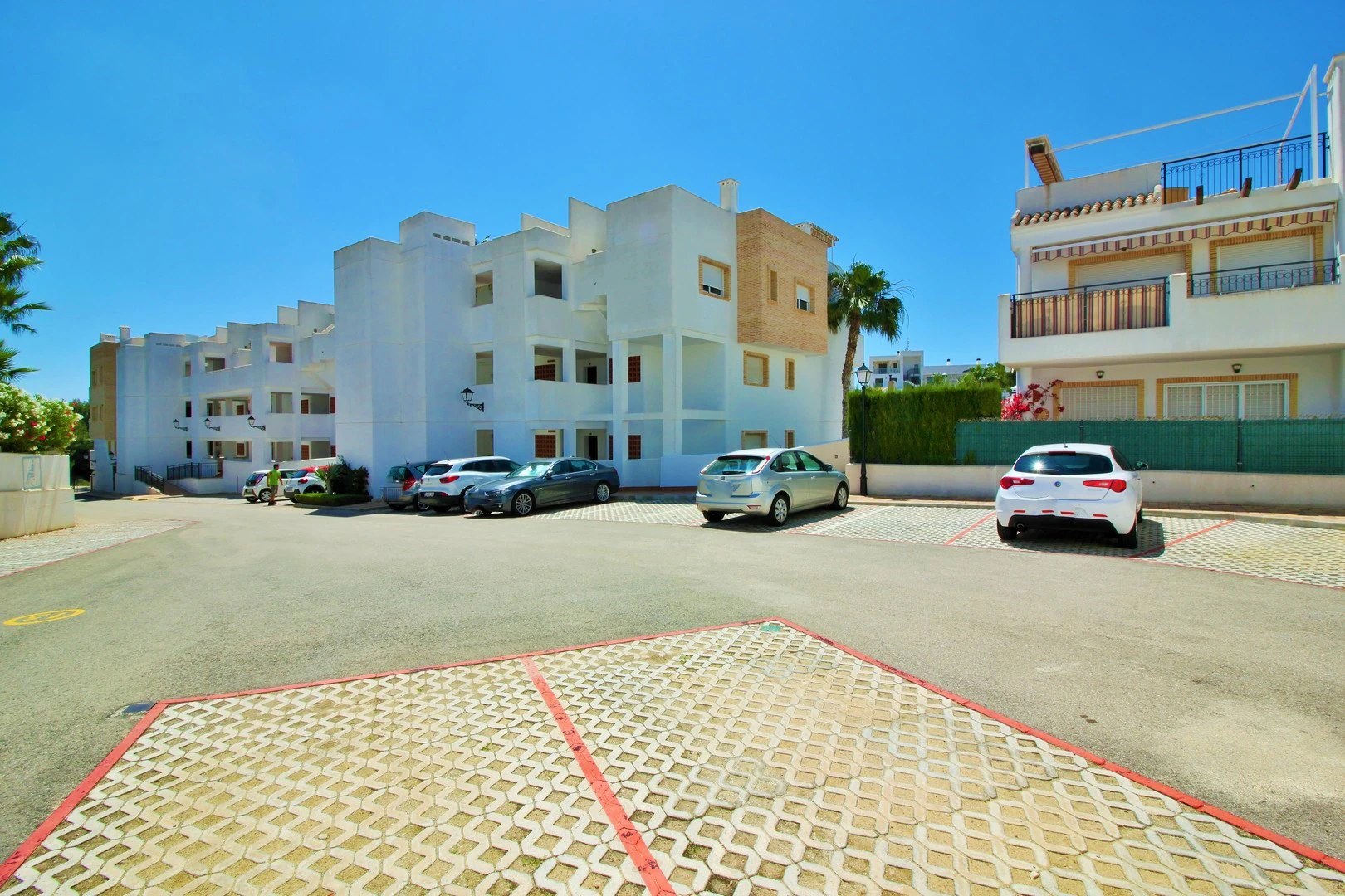 Flat for sale in Villamartin