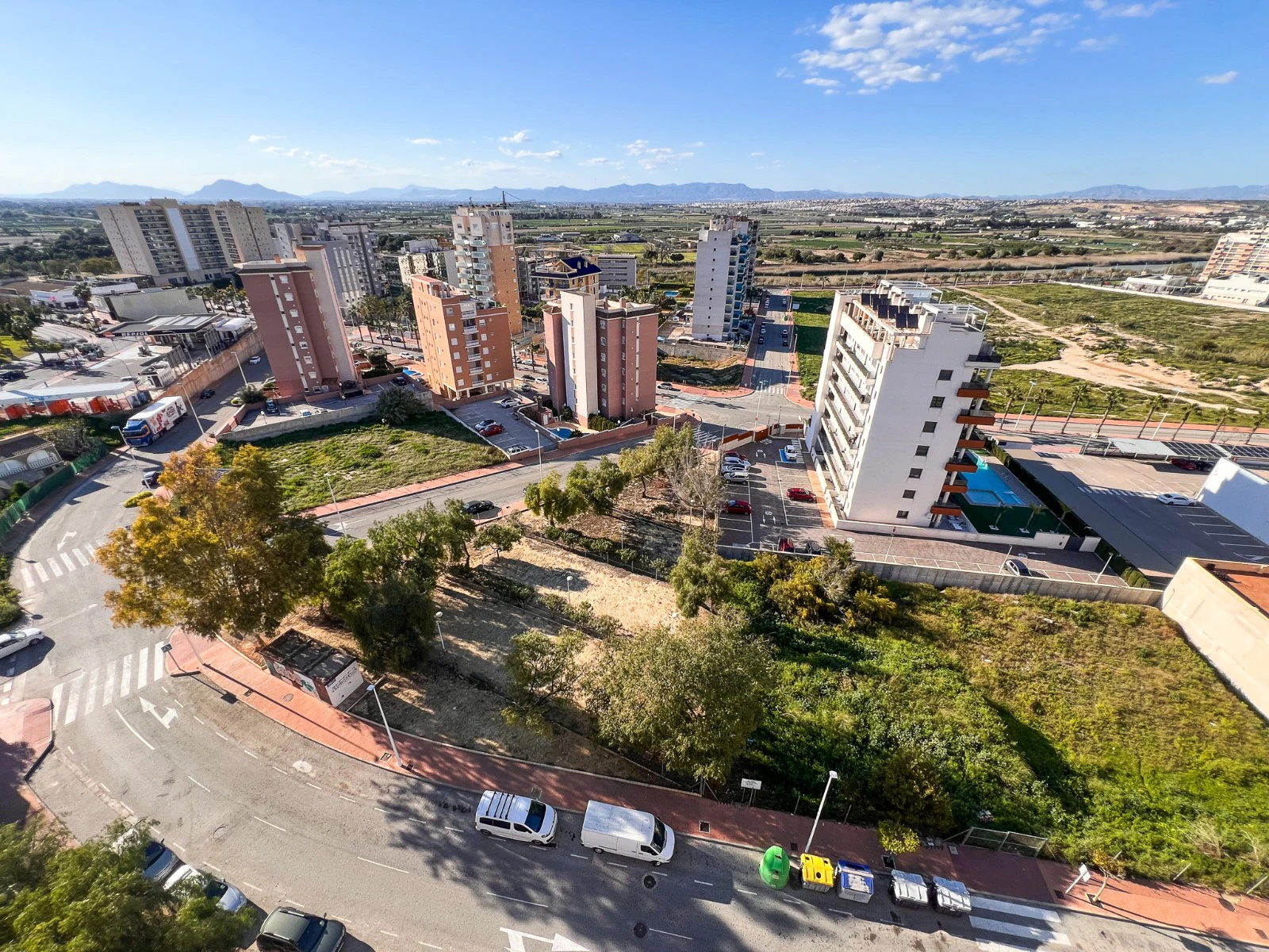 Terrain à la vente à Guardamar Del Segura