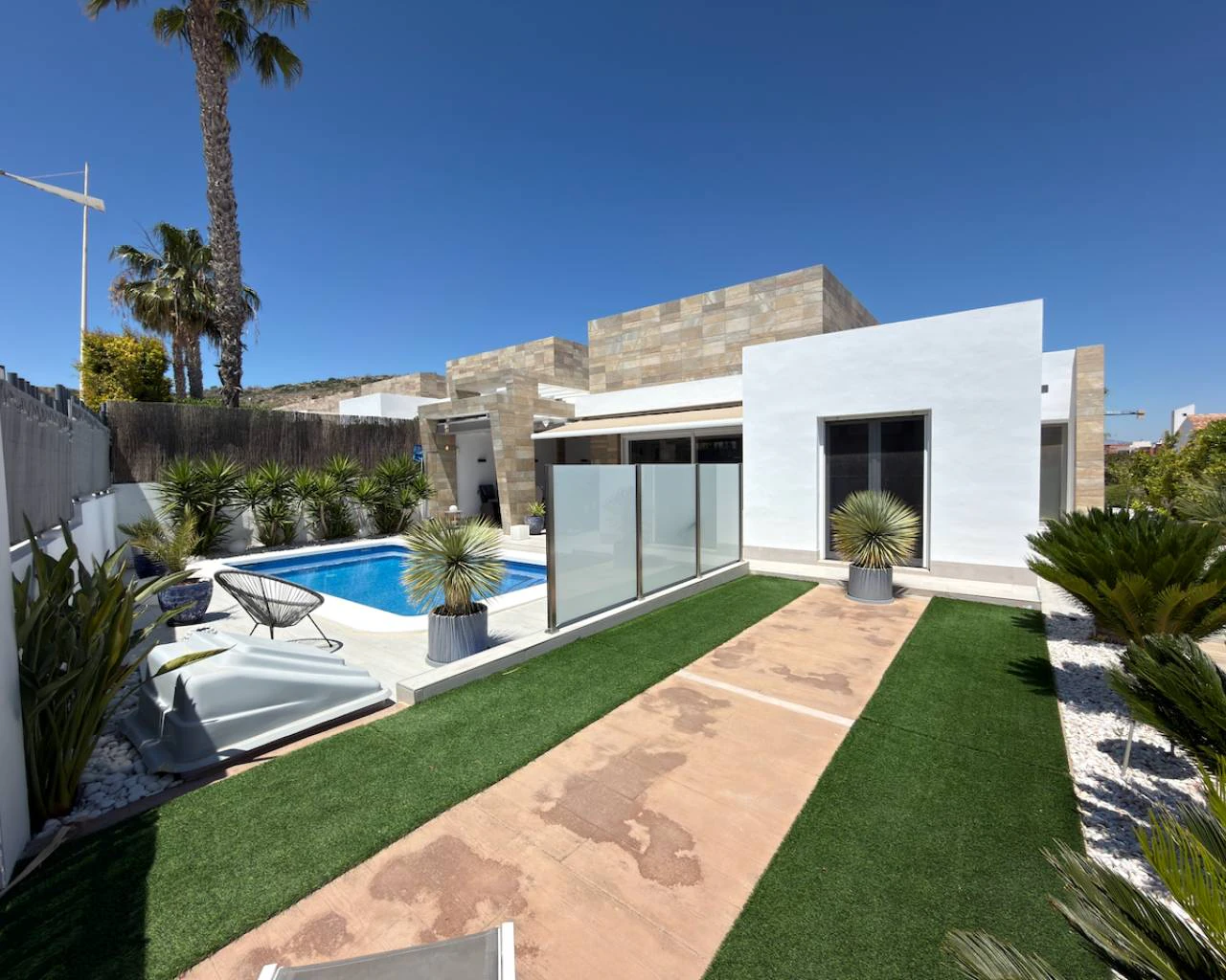 Villa for sale in La Finca Golf