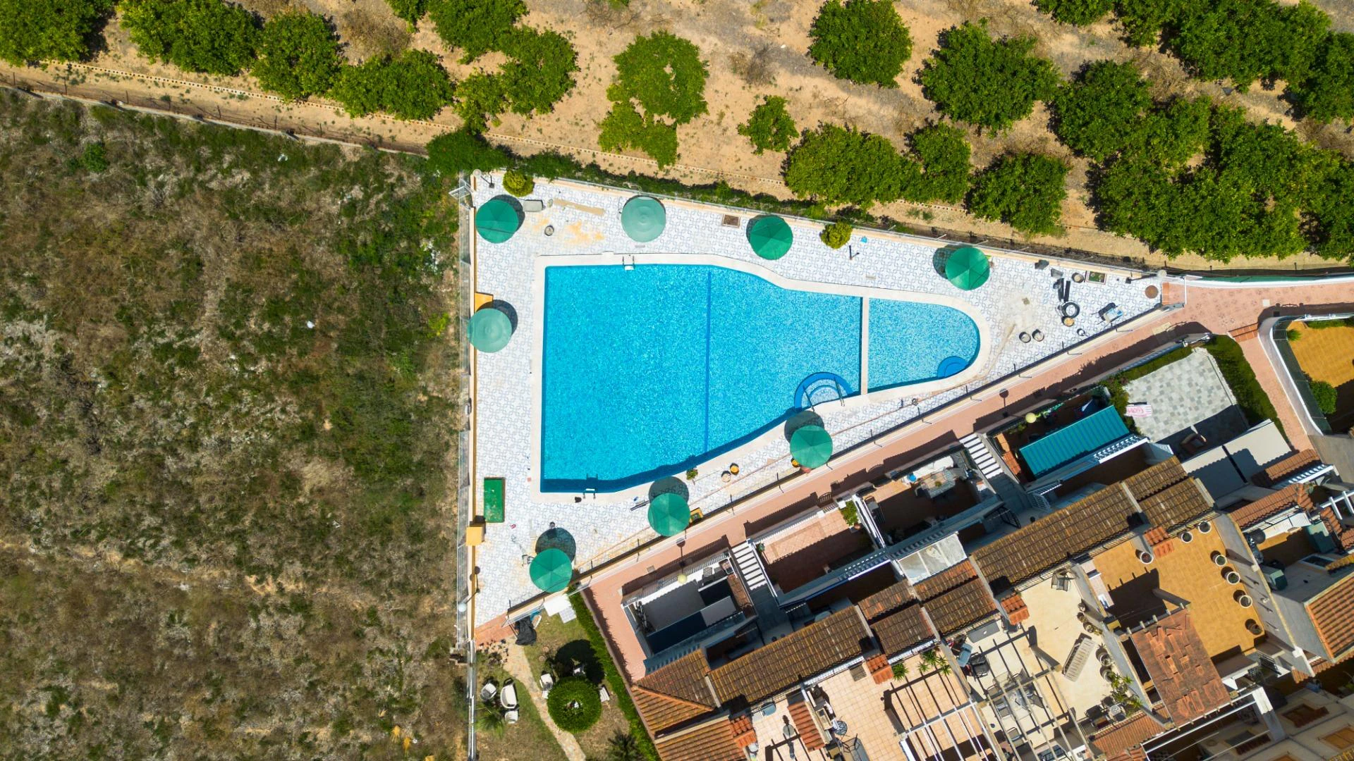2-bedroom bungalow with solarium in El Moncayo