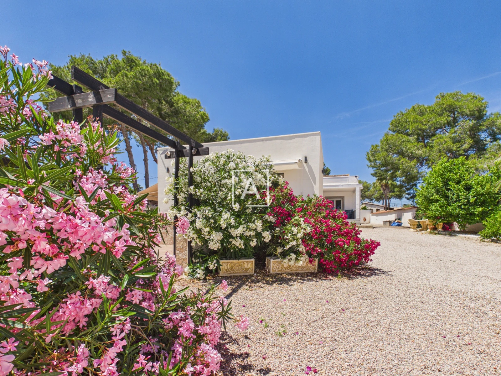 Villa for sale in Pinar De Campoverde