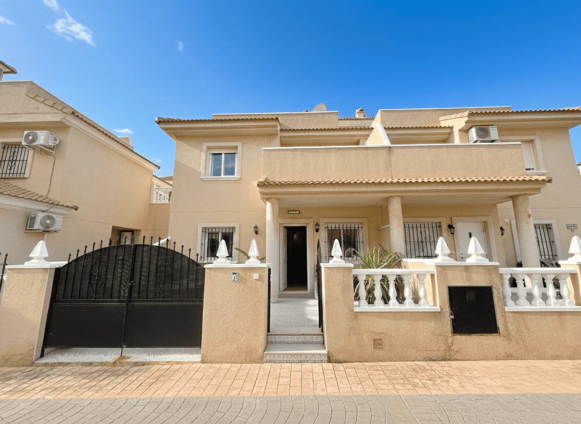Maison jumelée à la vente à La Zenia