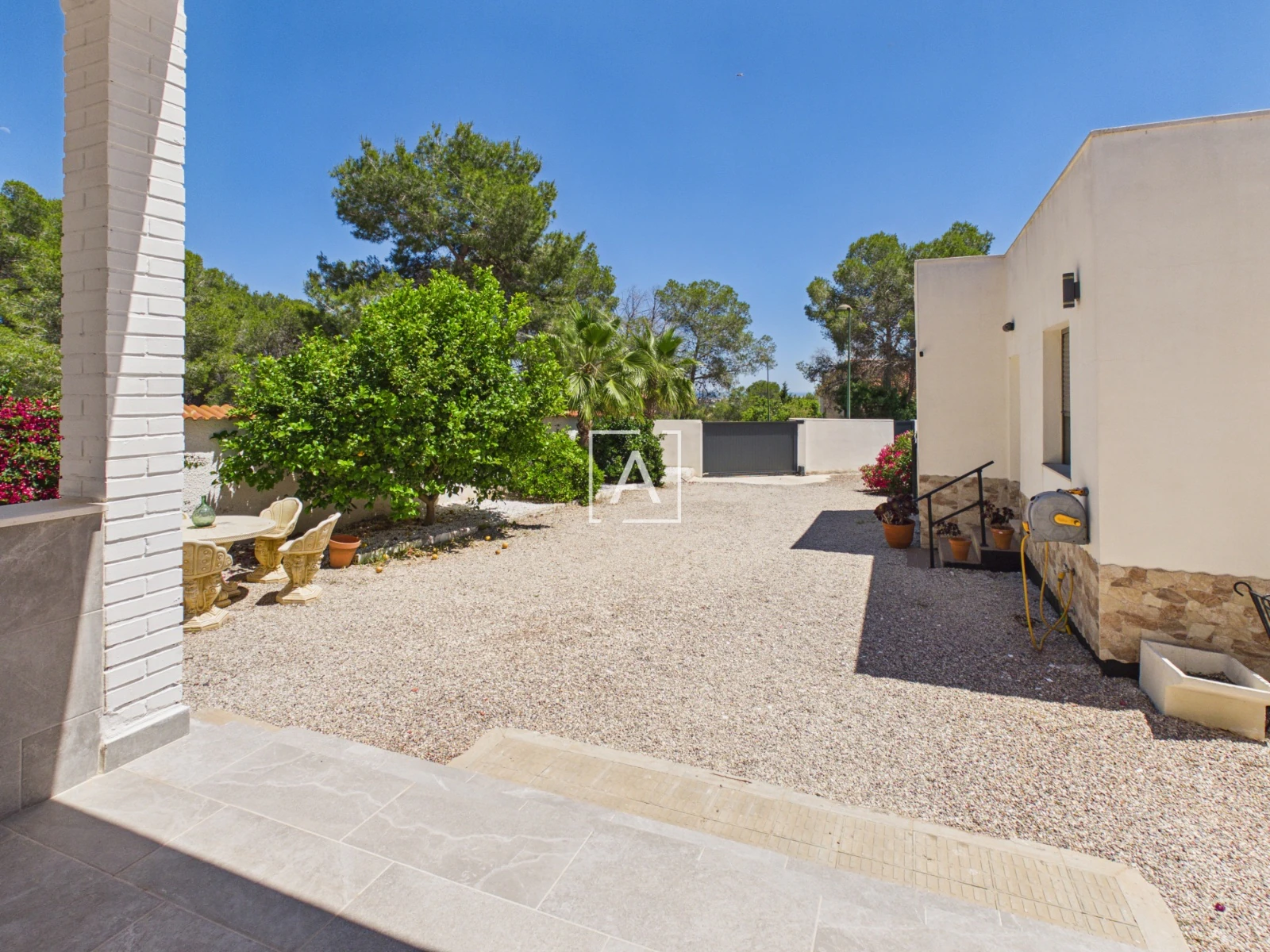 Villa for sale in Pinar De Campoverde