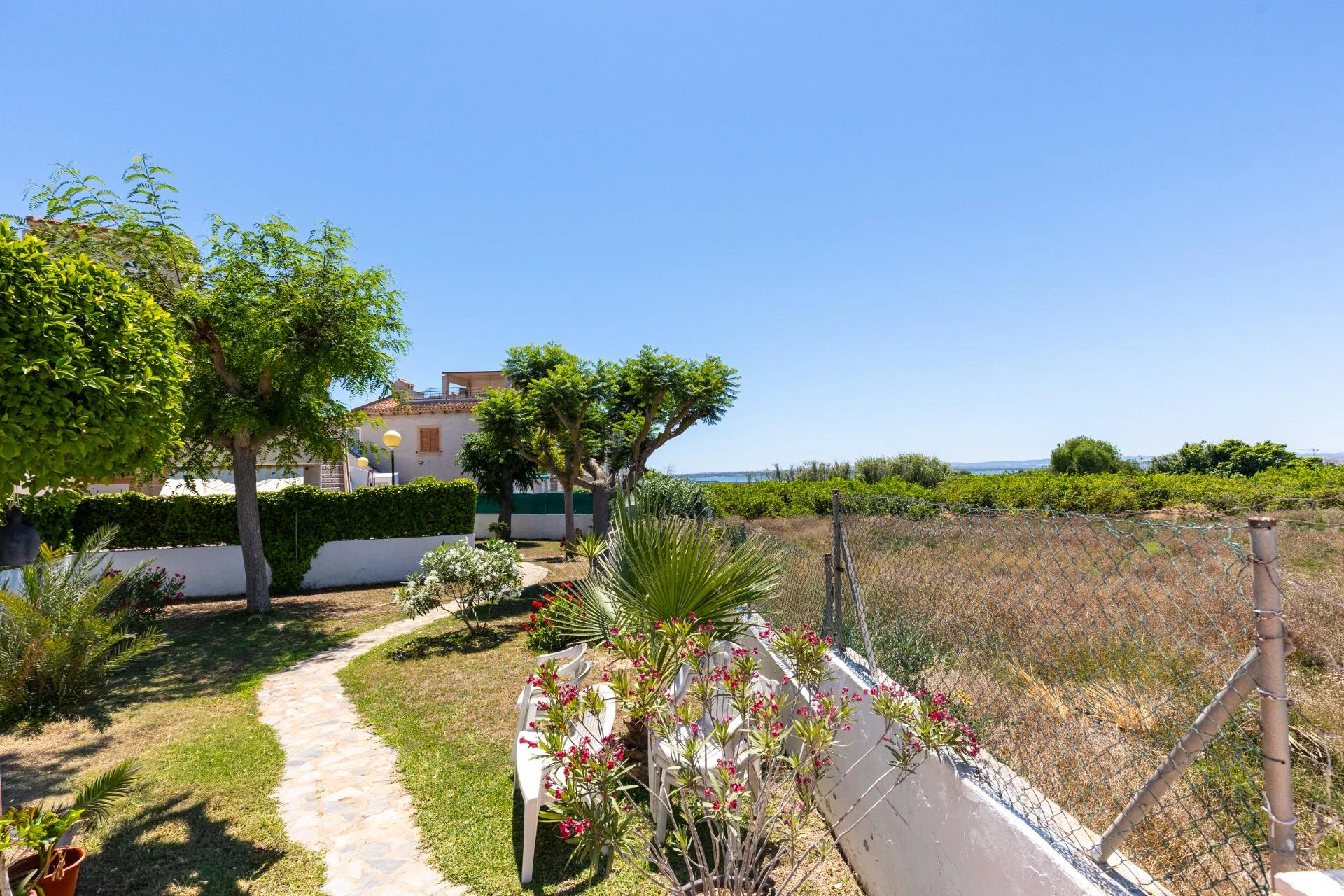 2-bedroom bungalow with solarium in El Moncayo
