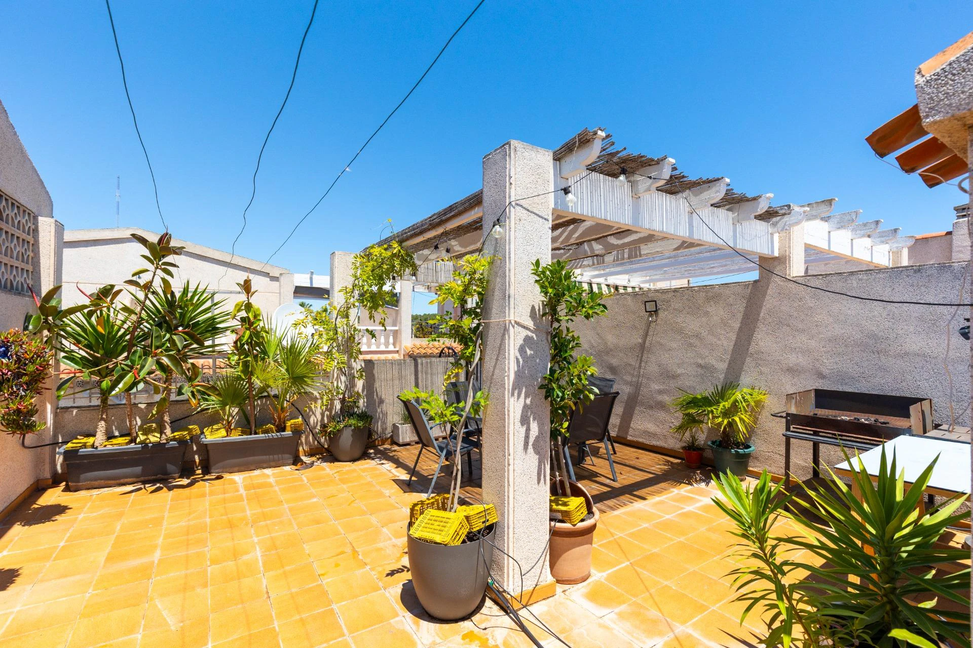2-bedroom bungalow with solarium in El Moncayo
