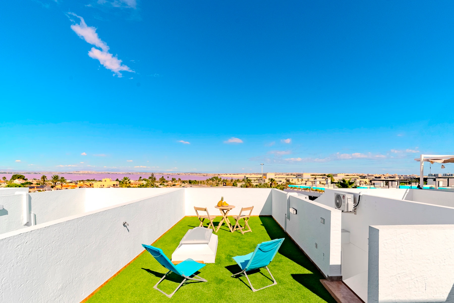 Terraced house for sale in Los Balcones