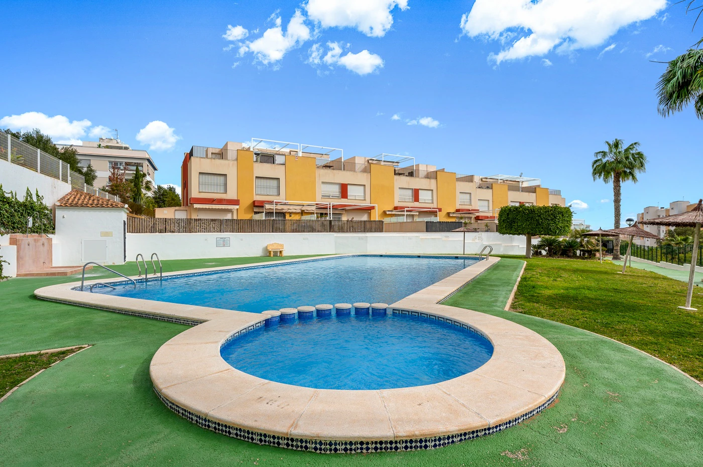 Terraced house for sale in Orihuela Costa