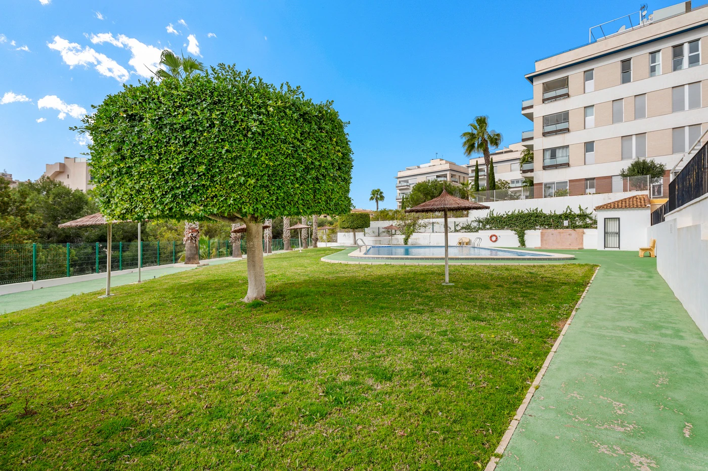 Terraced house for sale in Orihuela Costa
