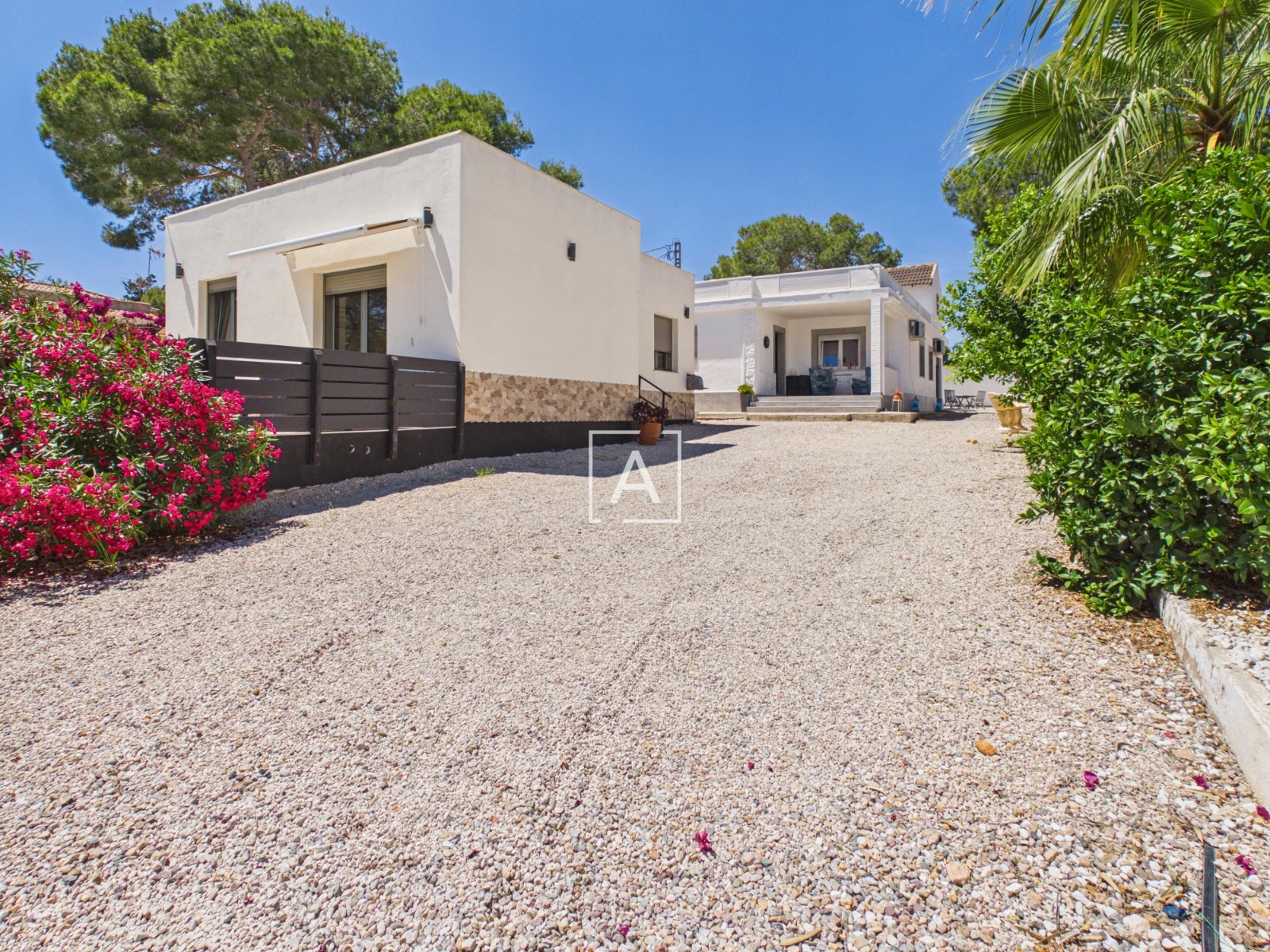 Villa for sale in Pinar De Campoverde