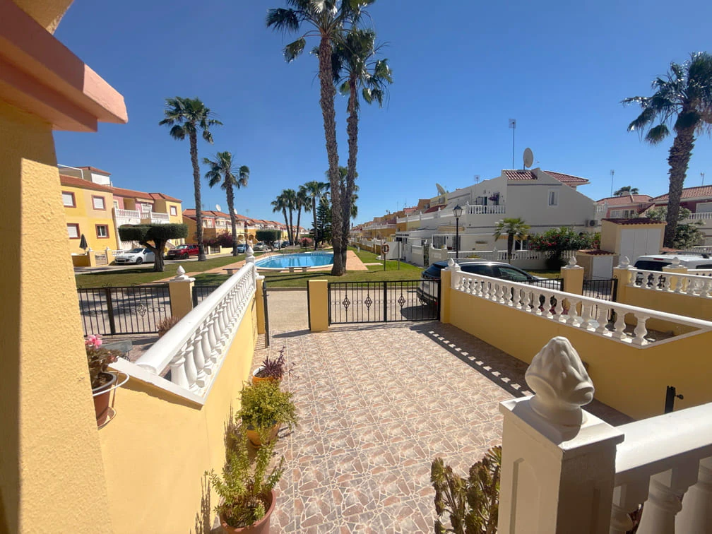 Casa adosada en venta en Cabo Roig>la Regia
