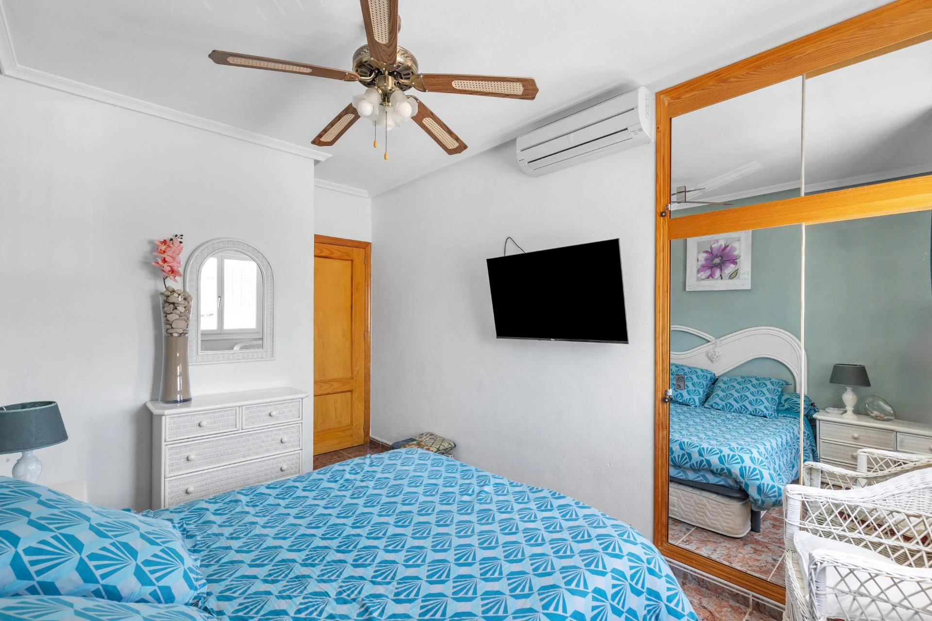 2-bedroom bungalow with solarium in El Moncayo