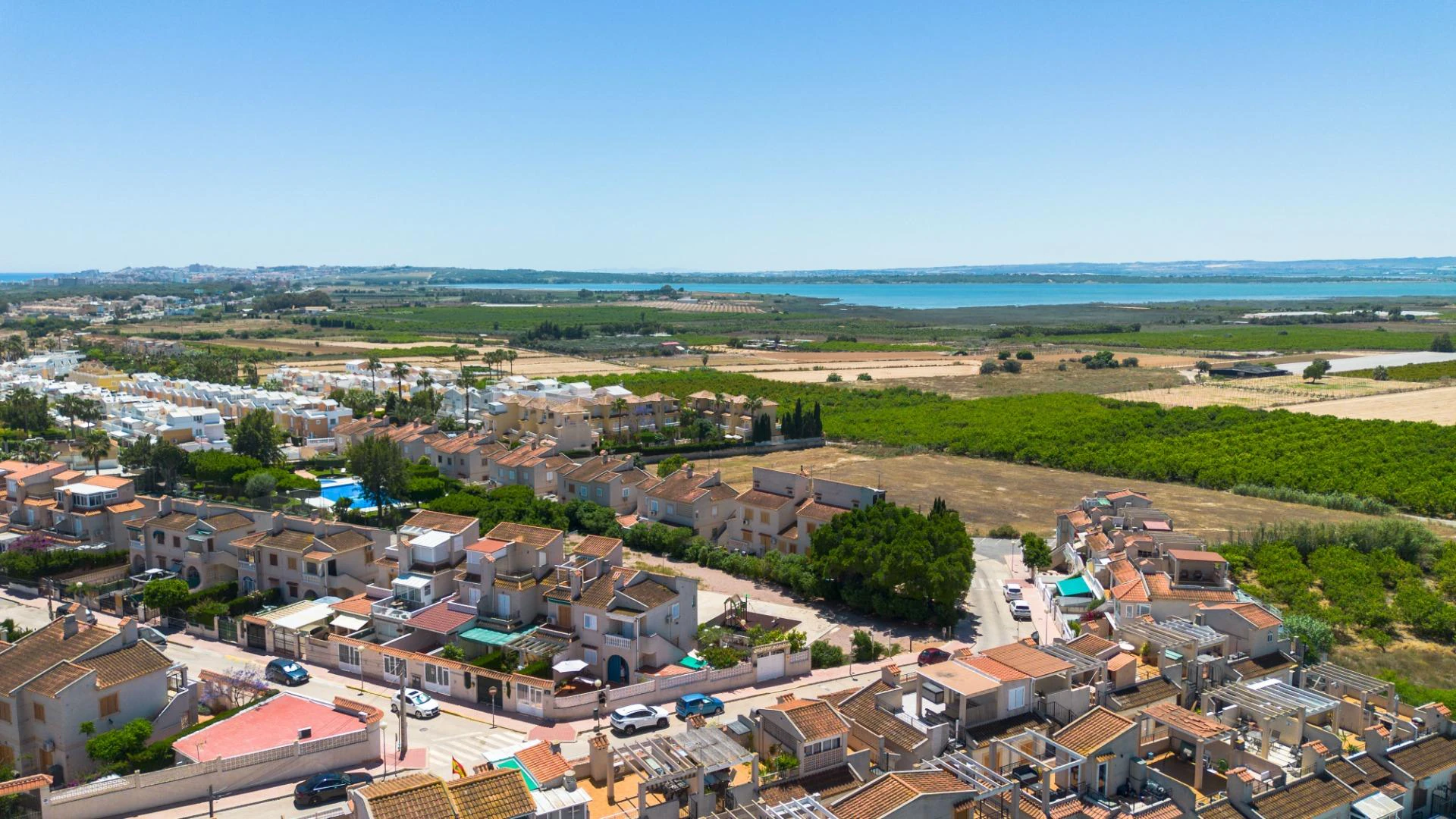 2-bedroom bungalow with solarium in El Moncayo