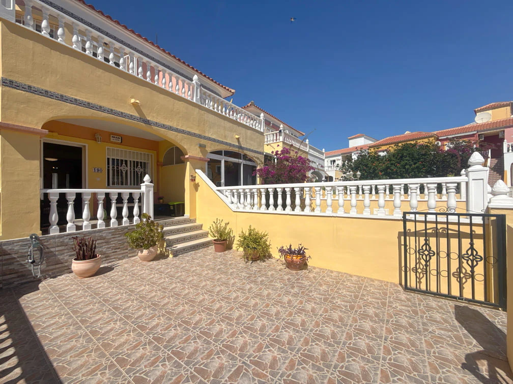 Casa adosada en venta en Cabo Roig>la Regia