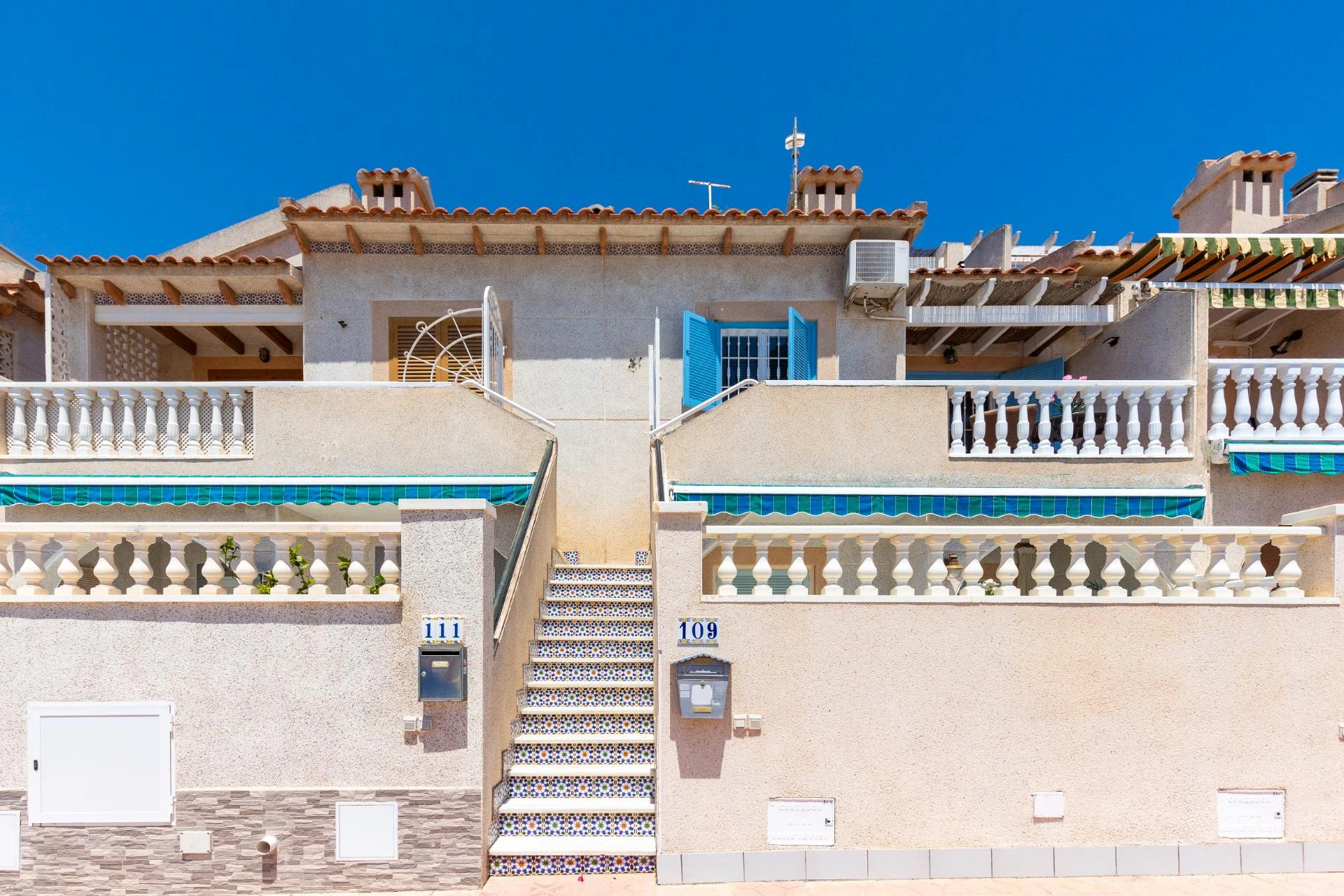 2-bedroom bungalow with solarium in El Moncayo