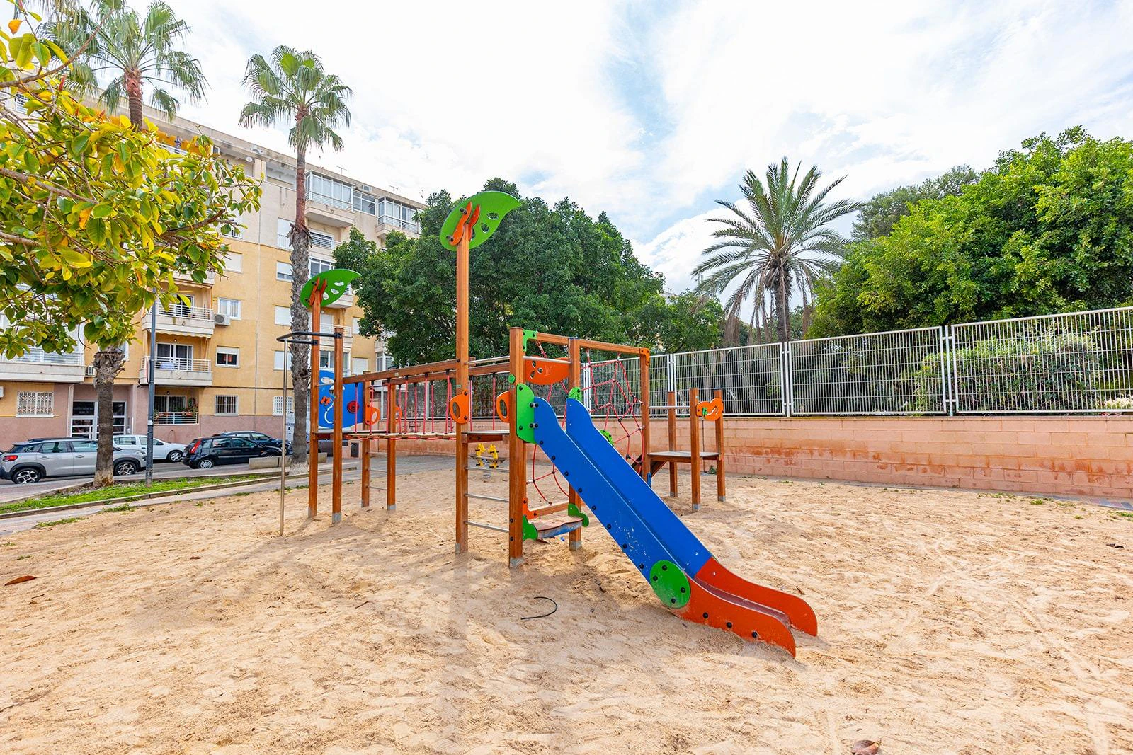 Penthouse opportunity with 3 bedrooms, 2 bathrooms and pool