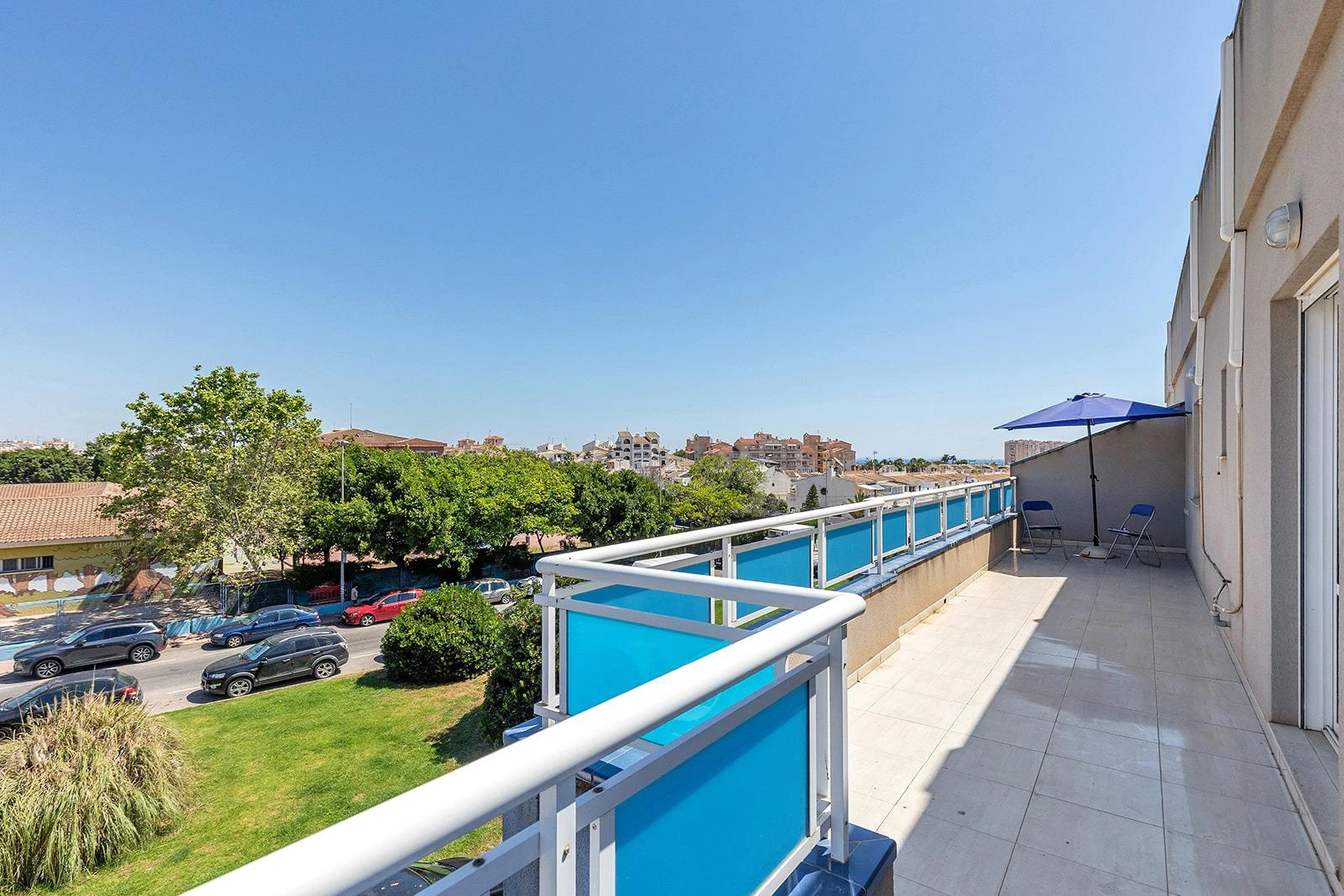 Penthouse opportunity with 3 bedrooms, 2 bathrooms and pool