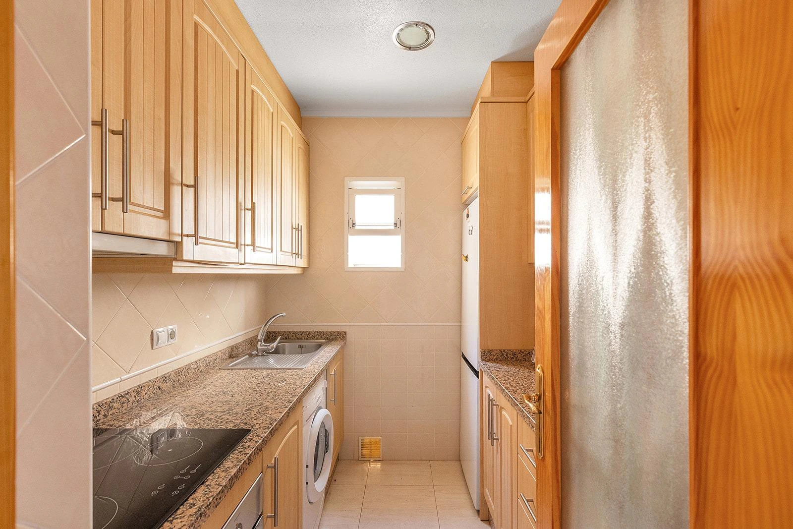Penthouse opportunity with 3 bedrooms, 2 bathrooms and pool