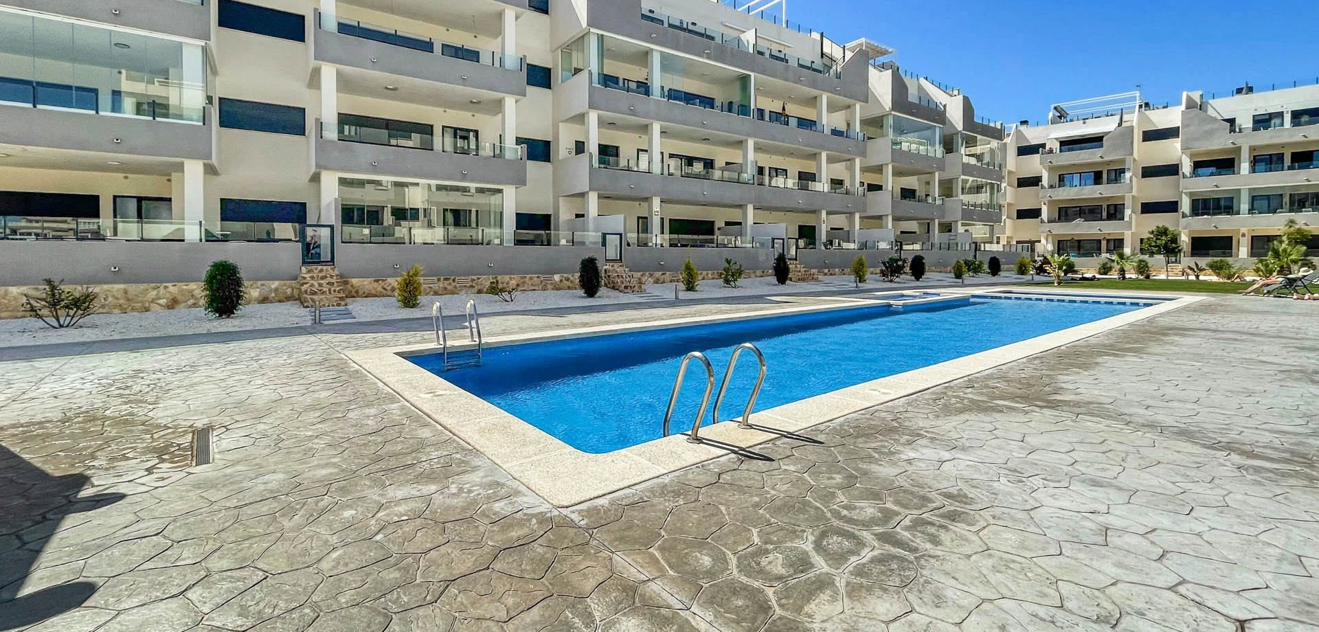 Flat for sale in Orihuela Costa