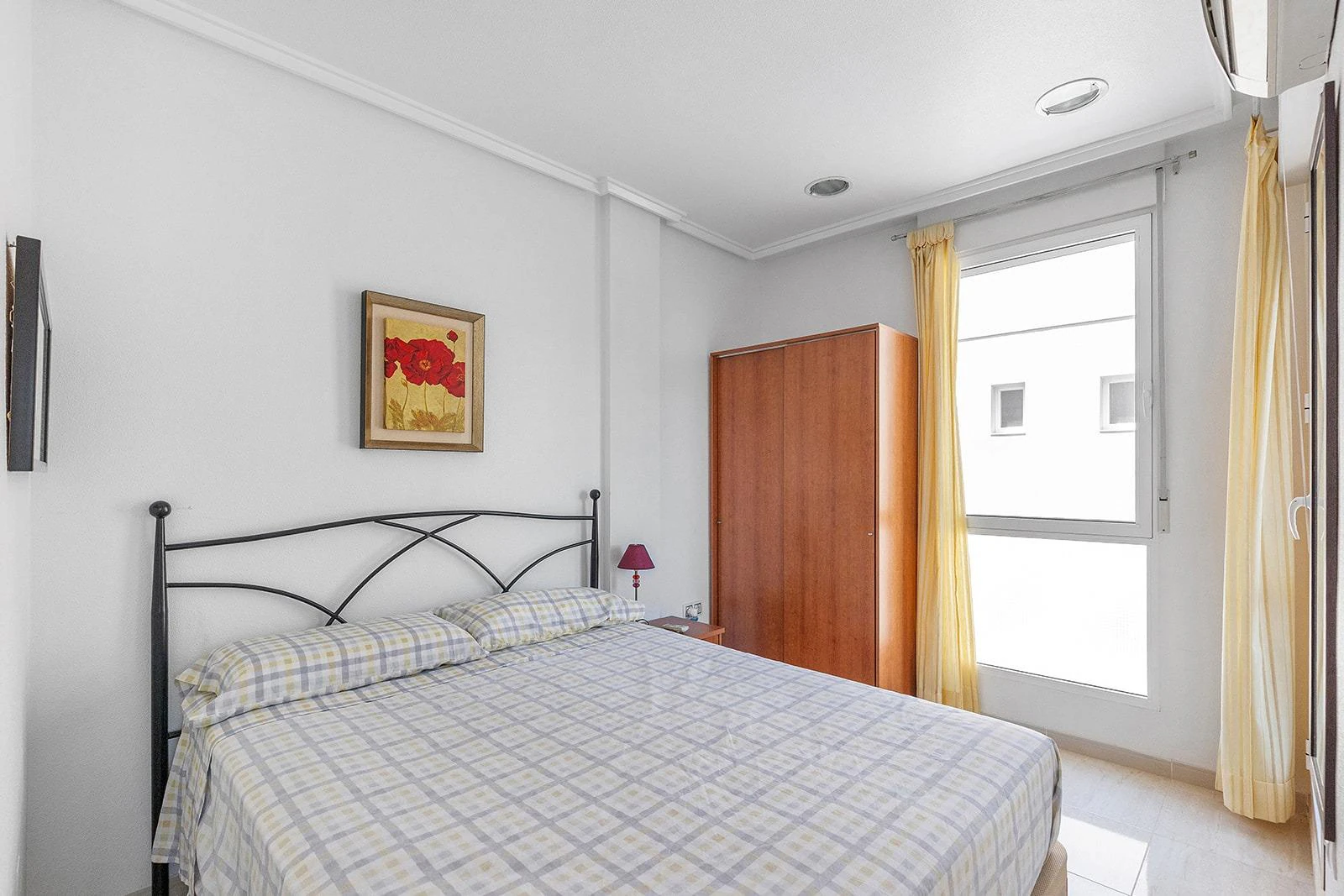 Penthouse opportunity with 3 bedrooms, 2 bathrooms and pool
