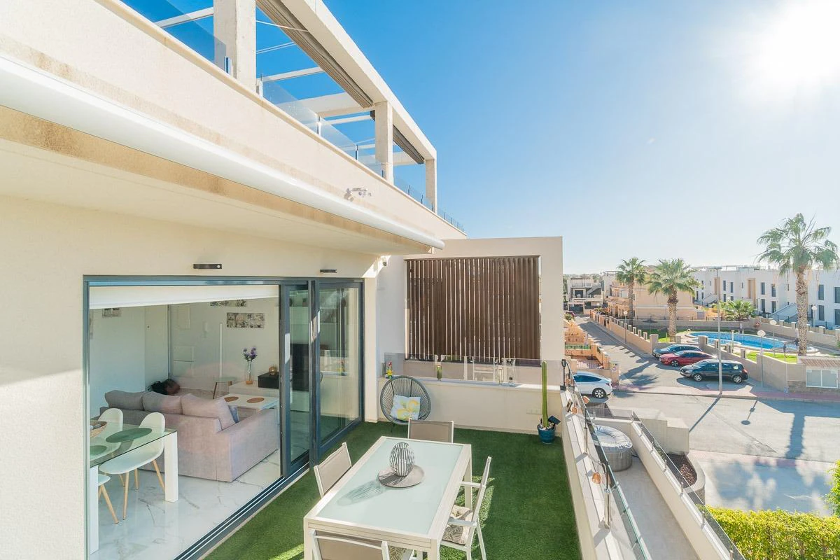 Terraced house for sale in Orihuela Costa