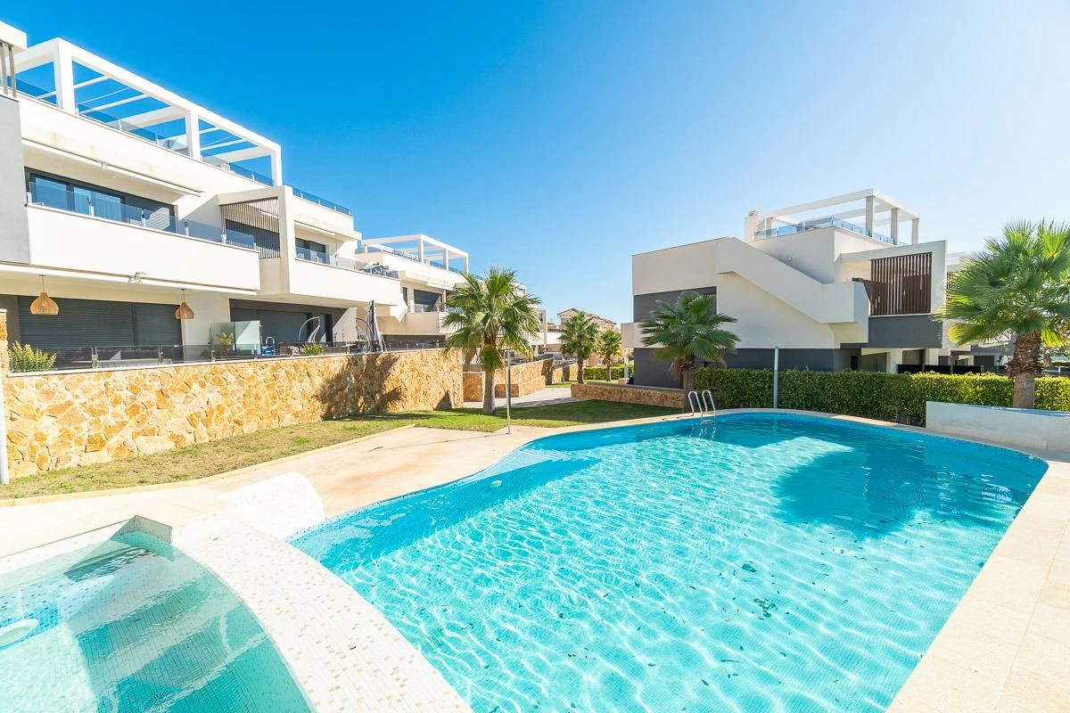 Terraced house for sale in Orihuela Costa
