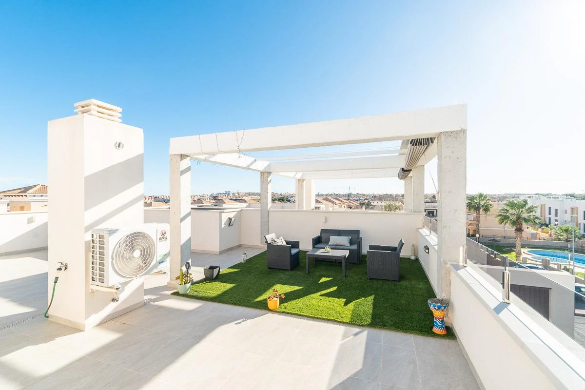 Terraced house for sale in Orihuela Costa
