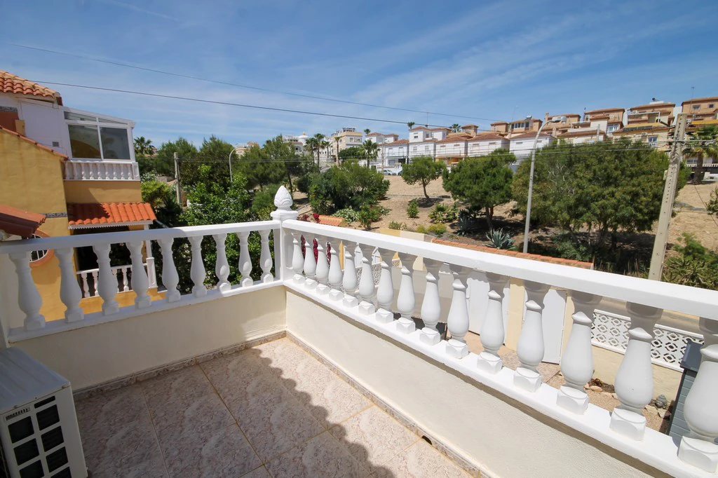 Terraced house for sale in San Miguel De Salinas