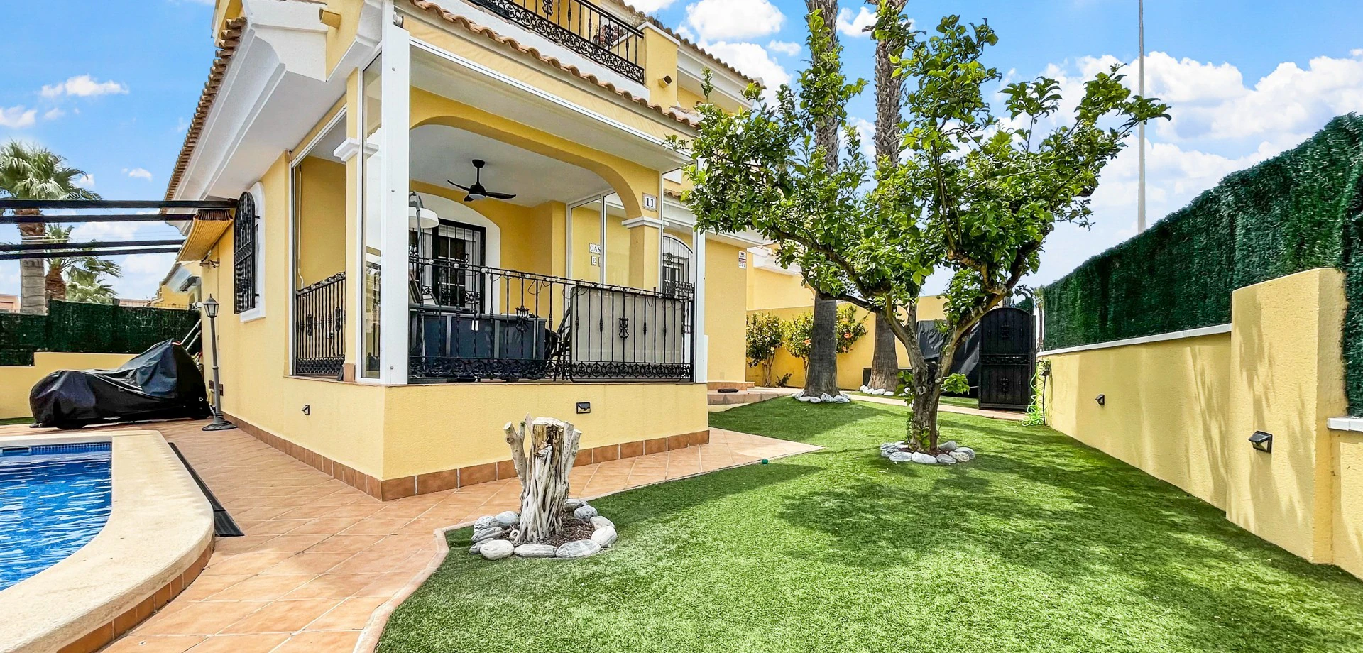 Villa for sale in Orihuela Costa
