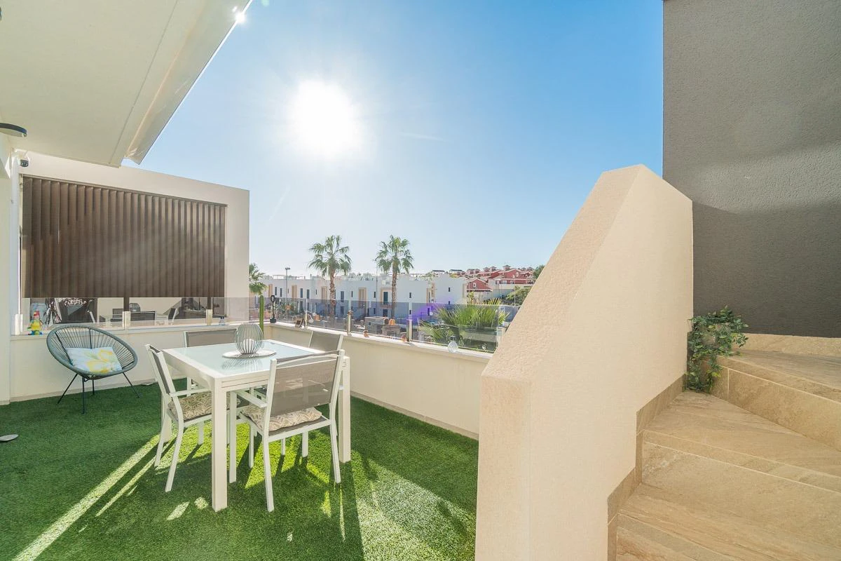 Terraced house for sale in Orihuela Costa