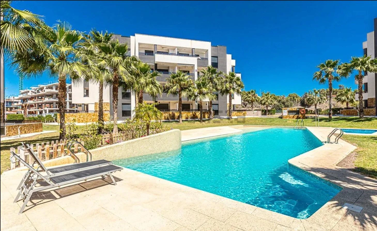 Flat for sale in Orihuela Costa