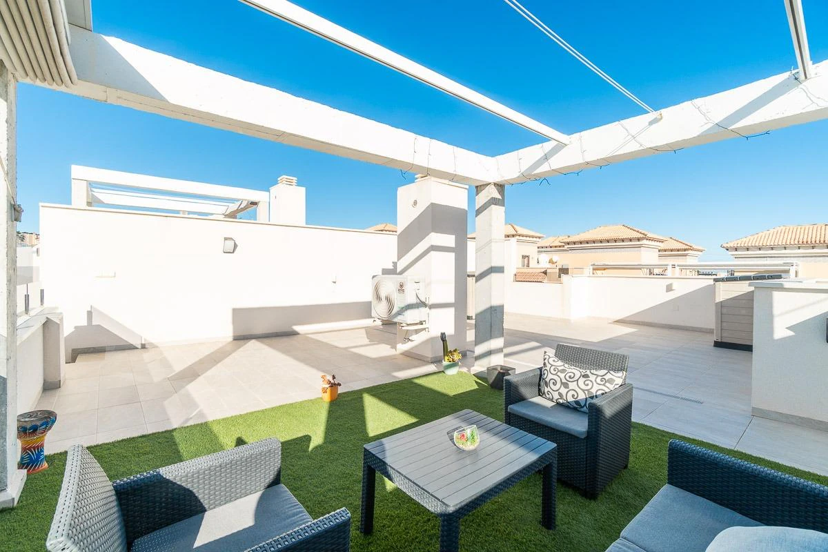 Terraced house for sale in Orihuela Costa