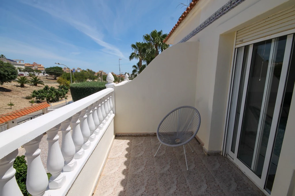 Terraced house for sale in San Miguel De Salinas