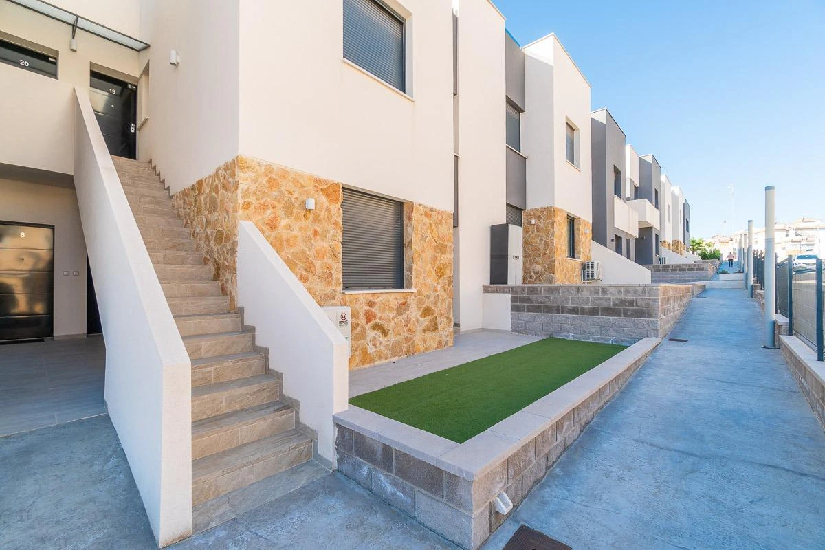 Terraced house for sale in Orihuela Costa