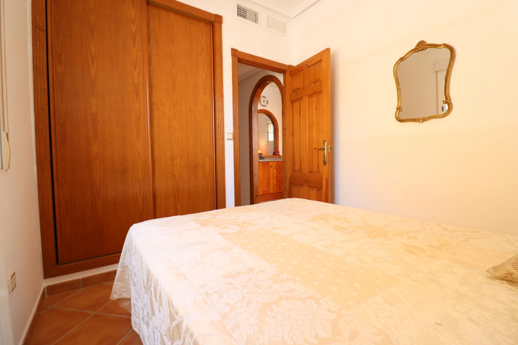 Villa for sale in Algorfa