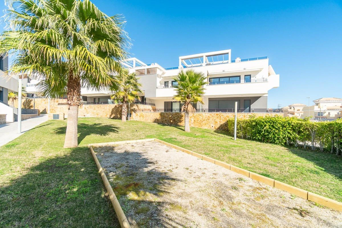 Terraced house for sale in Orihuela Costa