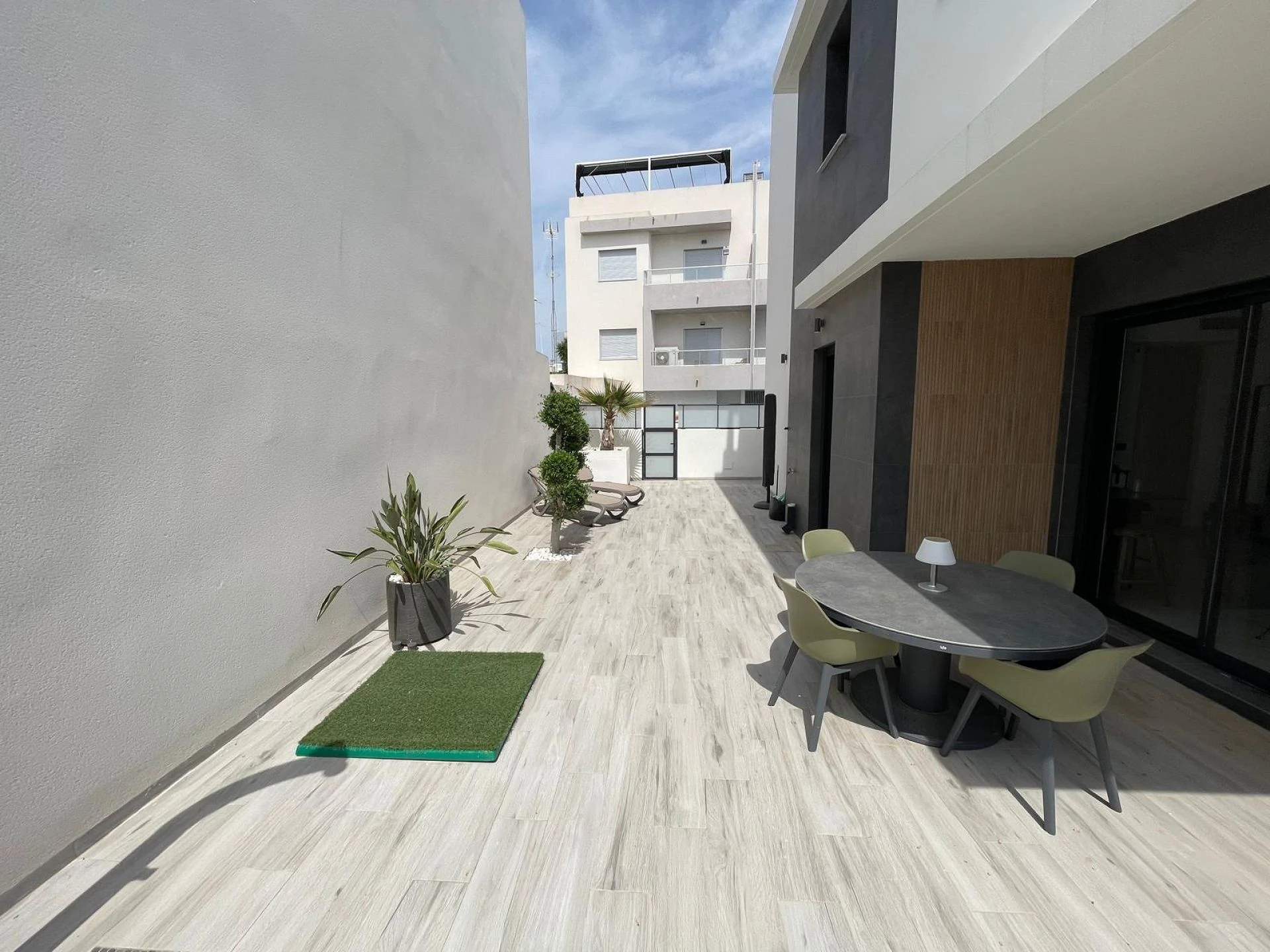 Villa for sale in Benijofar