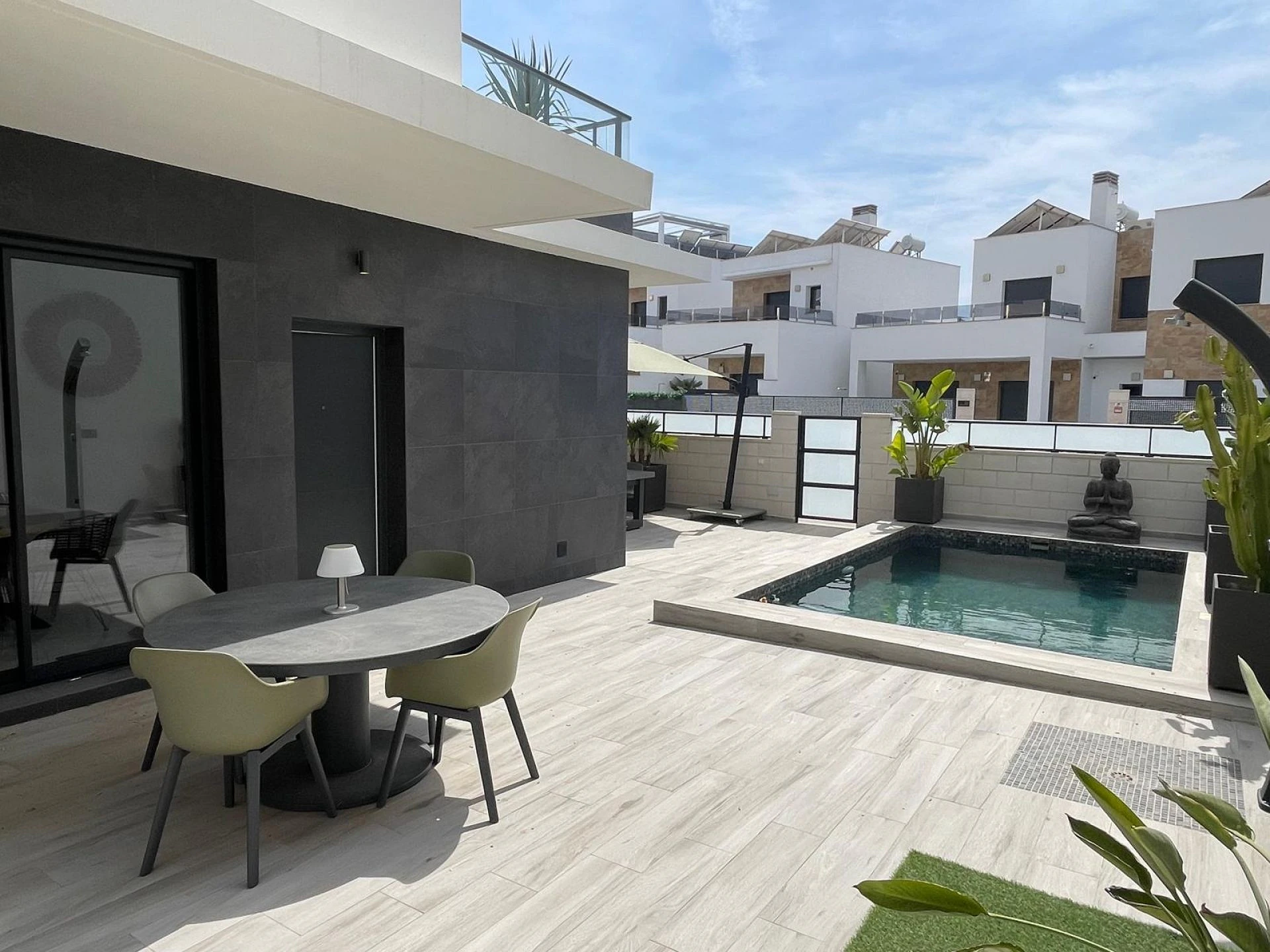 Villa for sale in Benijofar