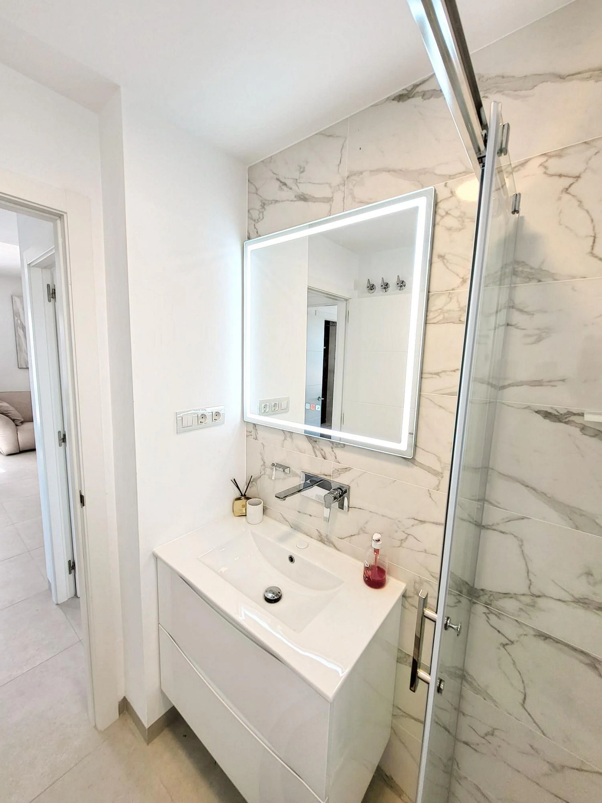 Flat for sale in San Miguel De Salinas