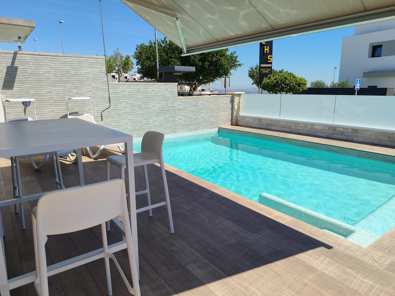 Villa for sale in San Miguel De Salinas