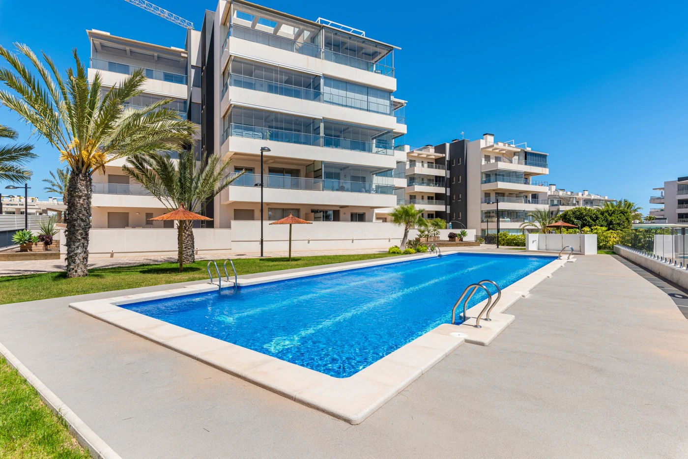 Flat for sale in Orihuela Costa