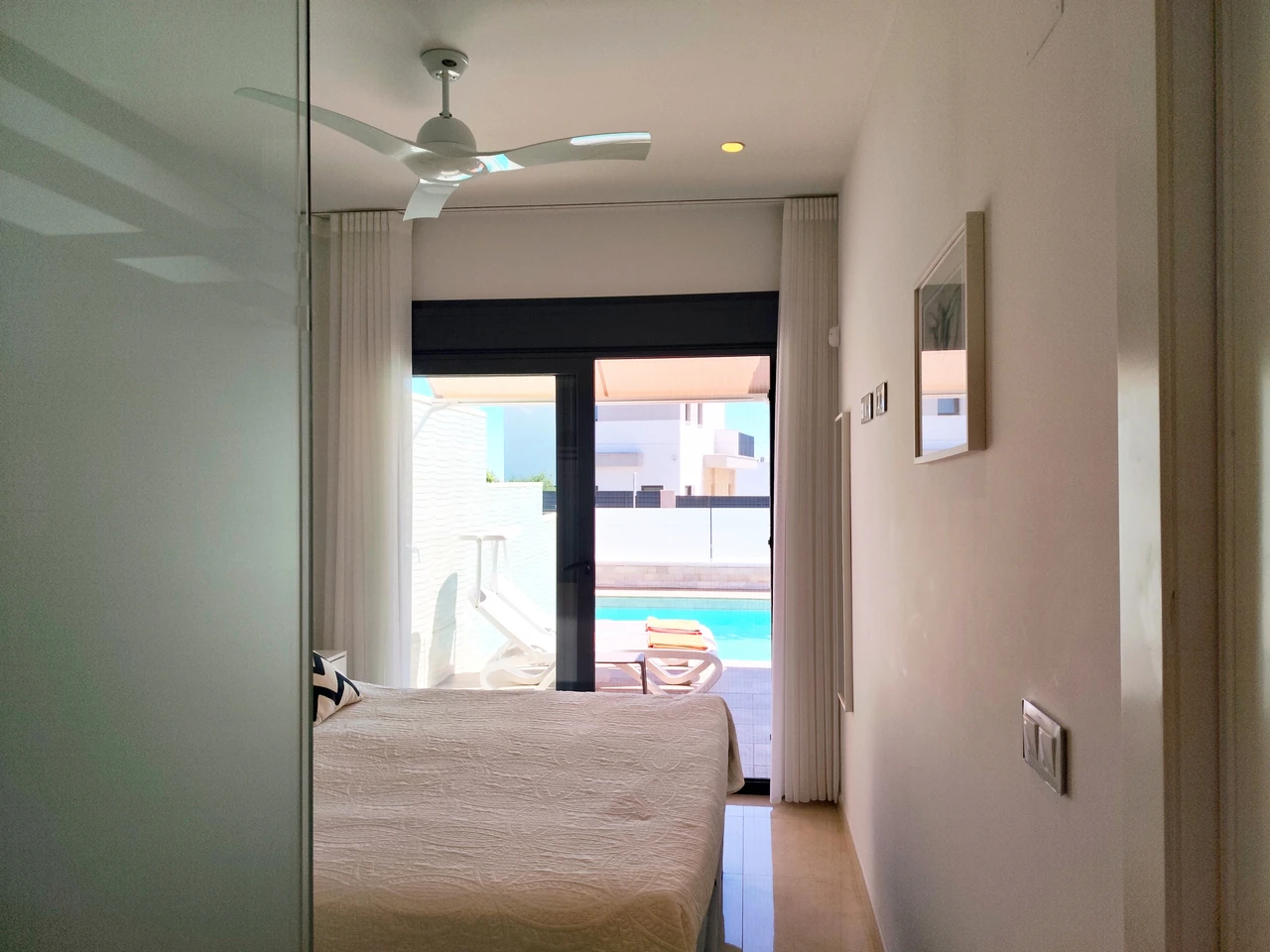 Villa for sale in San Miguel De Salinas