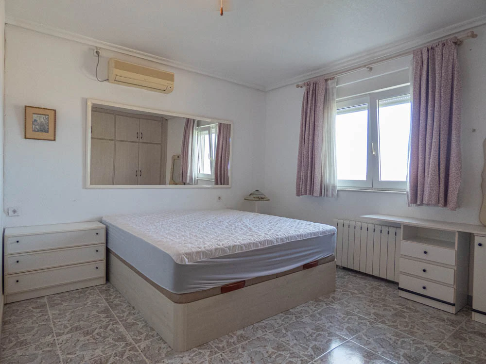 Villa for sale in San Miguel De Salinas