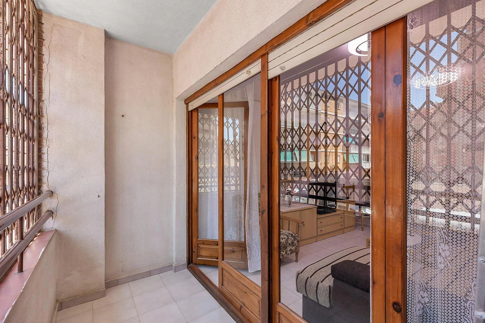 2 bedroom opportunity Playa del Cura