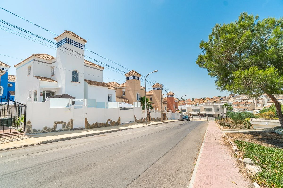 Huis te verkoop in San Miguel De Salinas