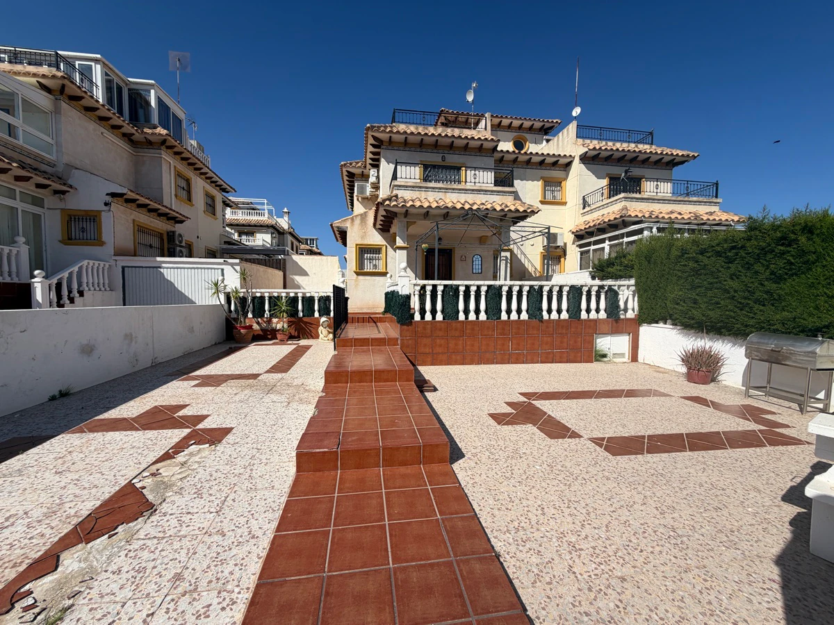 Semi-detached house for sale in Playa Flamenca
