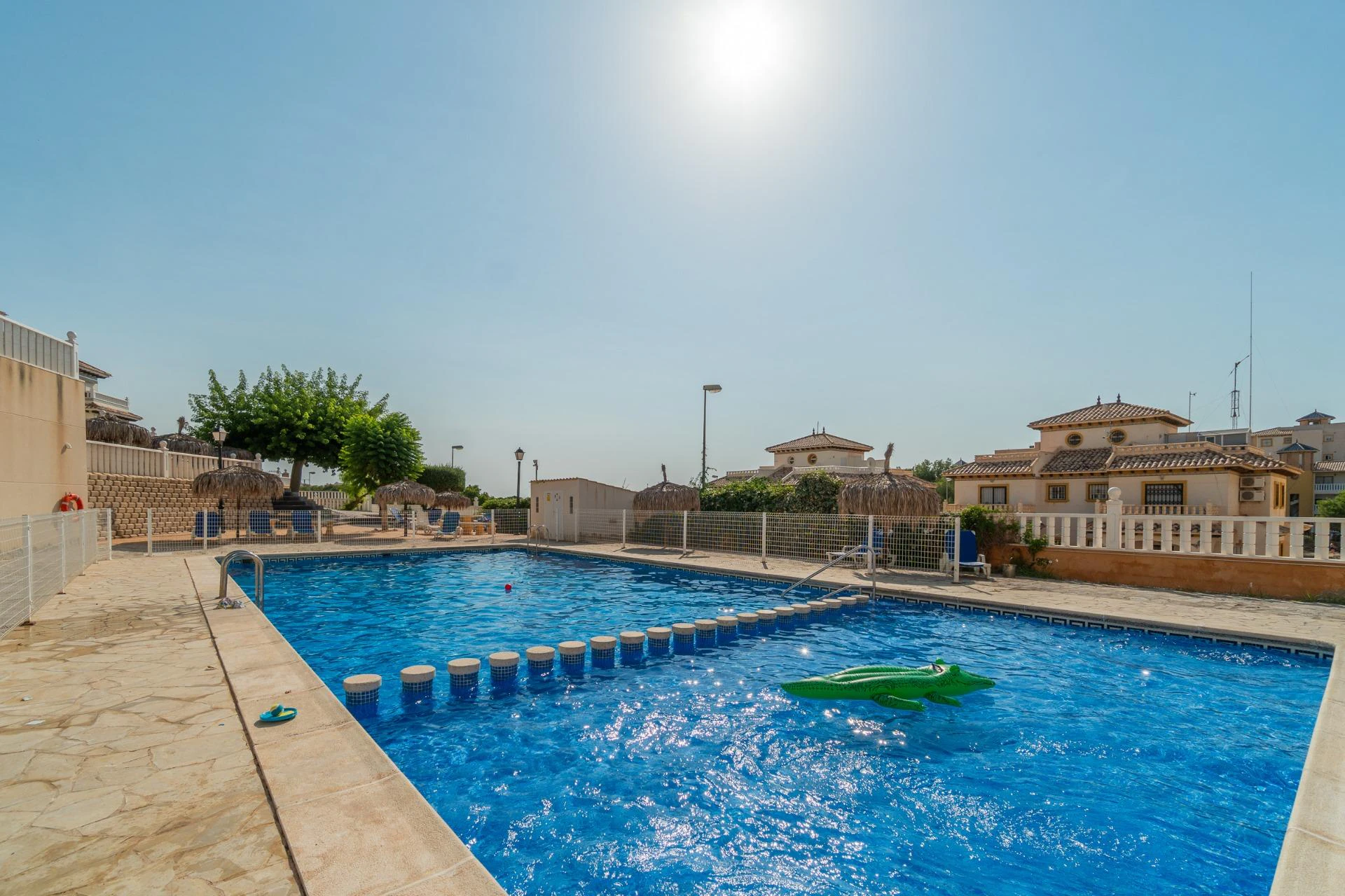 Begane grond te verkoop in Orihuela Costa