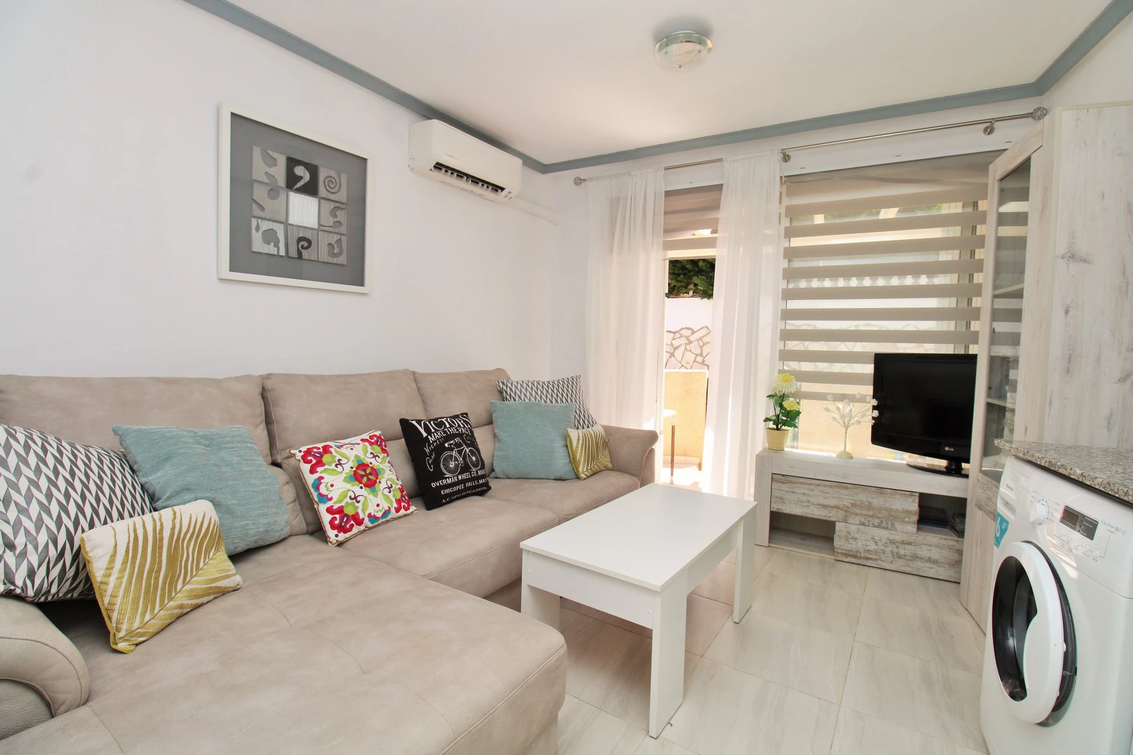 Bungalow for sale in Villamartin