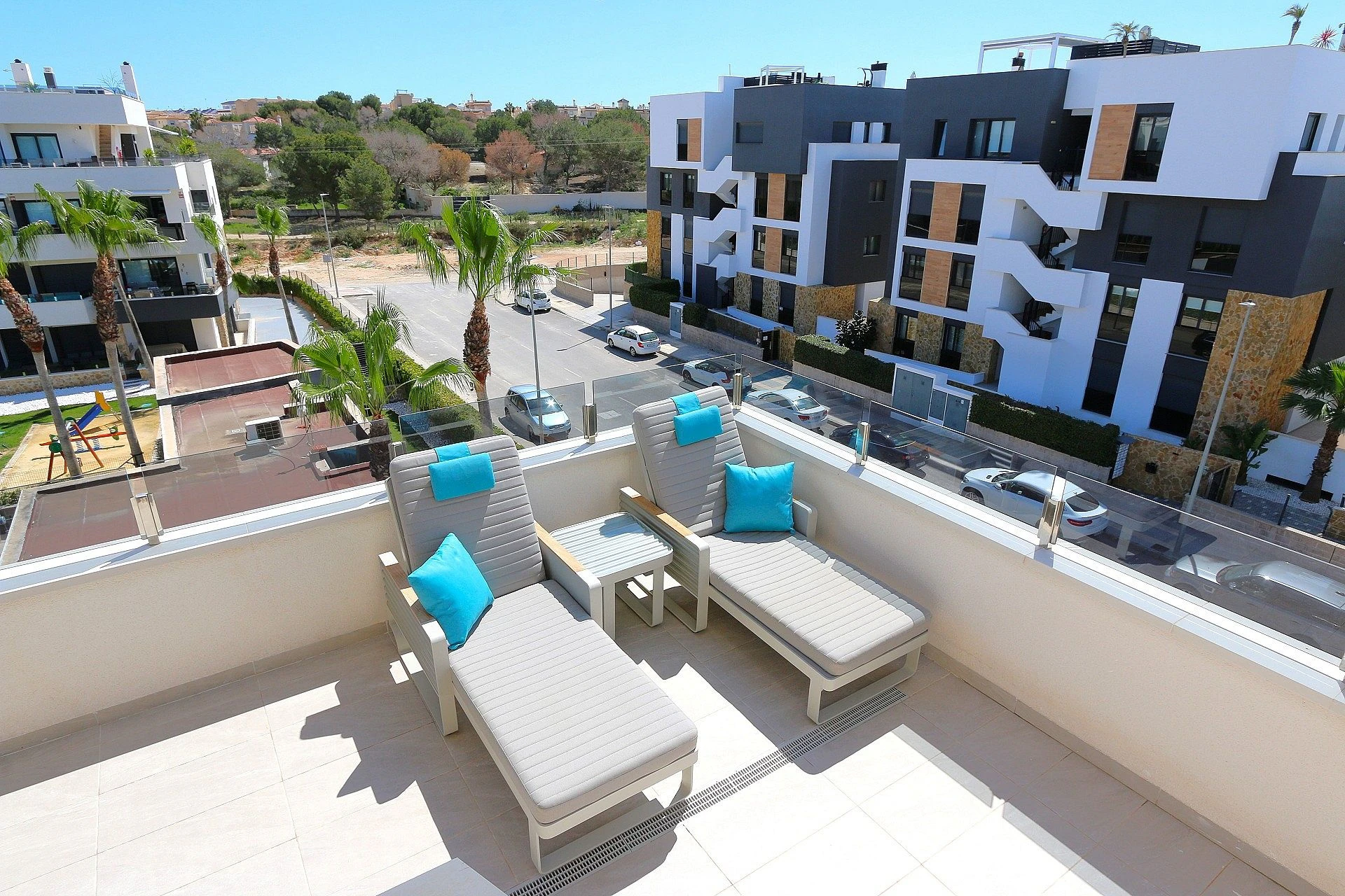 Penthouse for sale in Los Altos