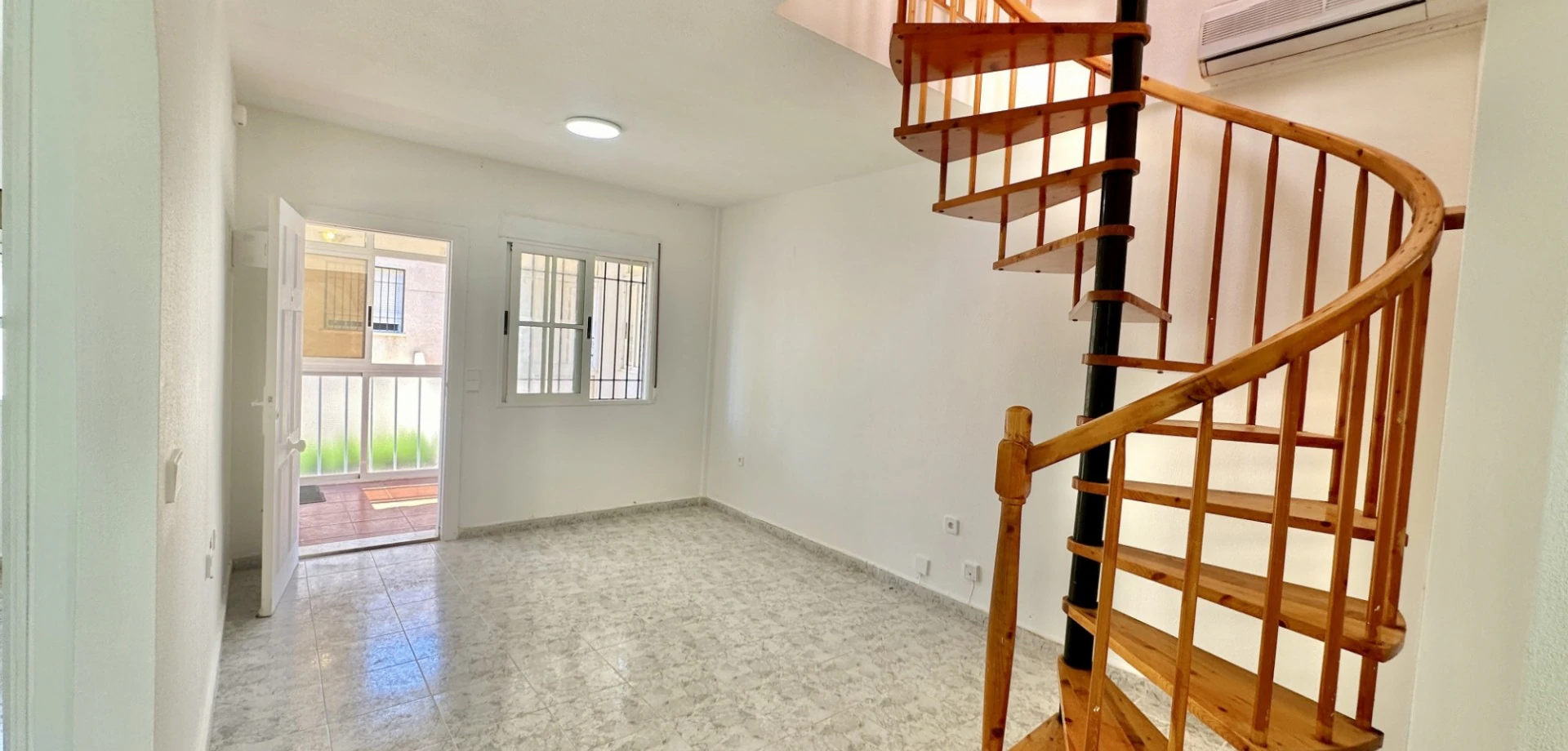 Stats Woning te verkoop in Orihuela Costa