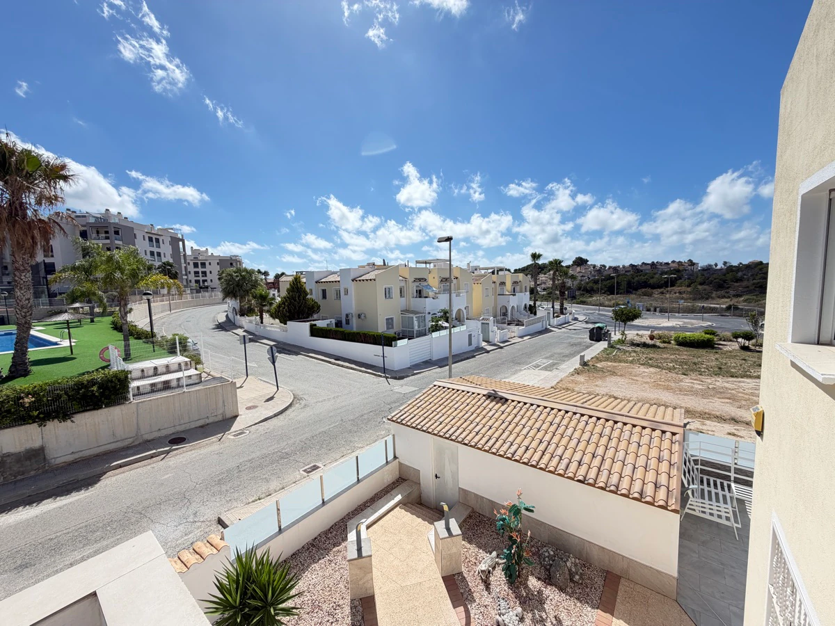 Flat for sale in Villamartin